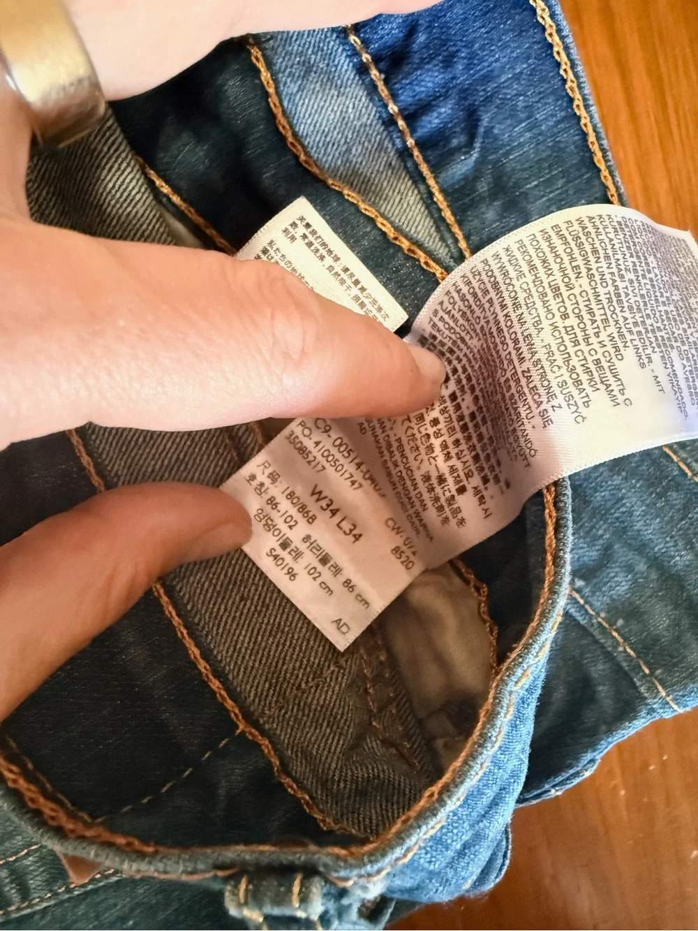 Levi's Straight Jeans in Dark Blue Denim
